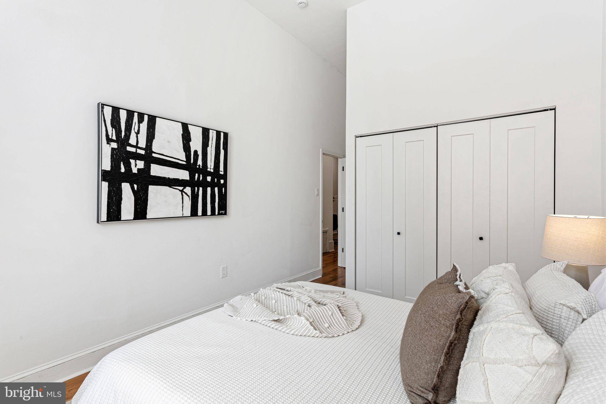WASHINGTON SQ WEST - Residential