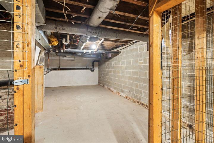 WASHINGTON SQ WEST - Residential