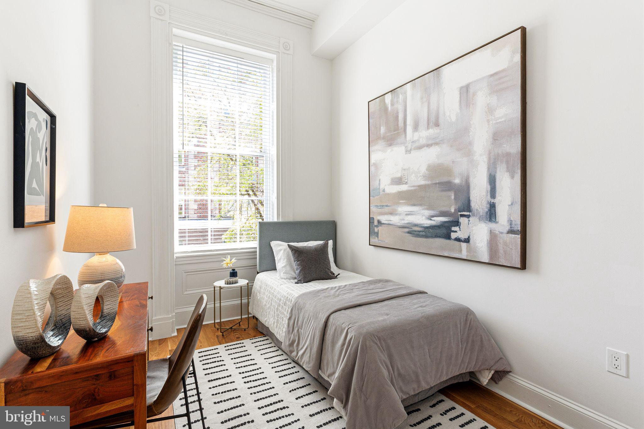 WASHINGTON SQ WEST - Residential
