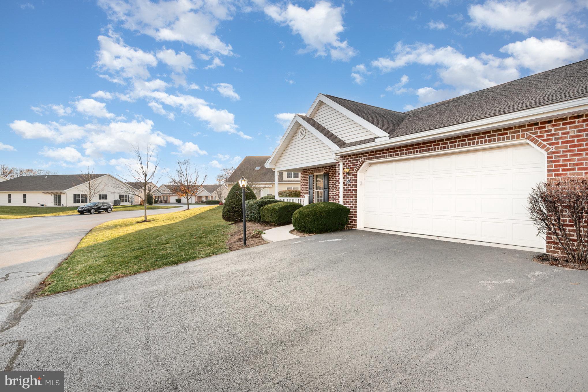 BENT CREEK CROSSING - Residential