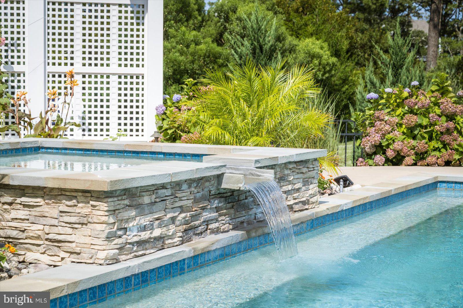 BAY POINT PLANTATION - Residential