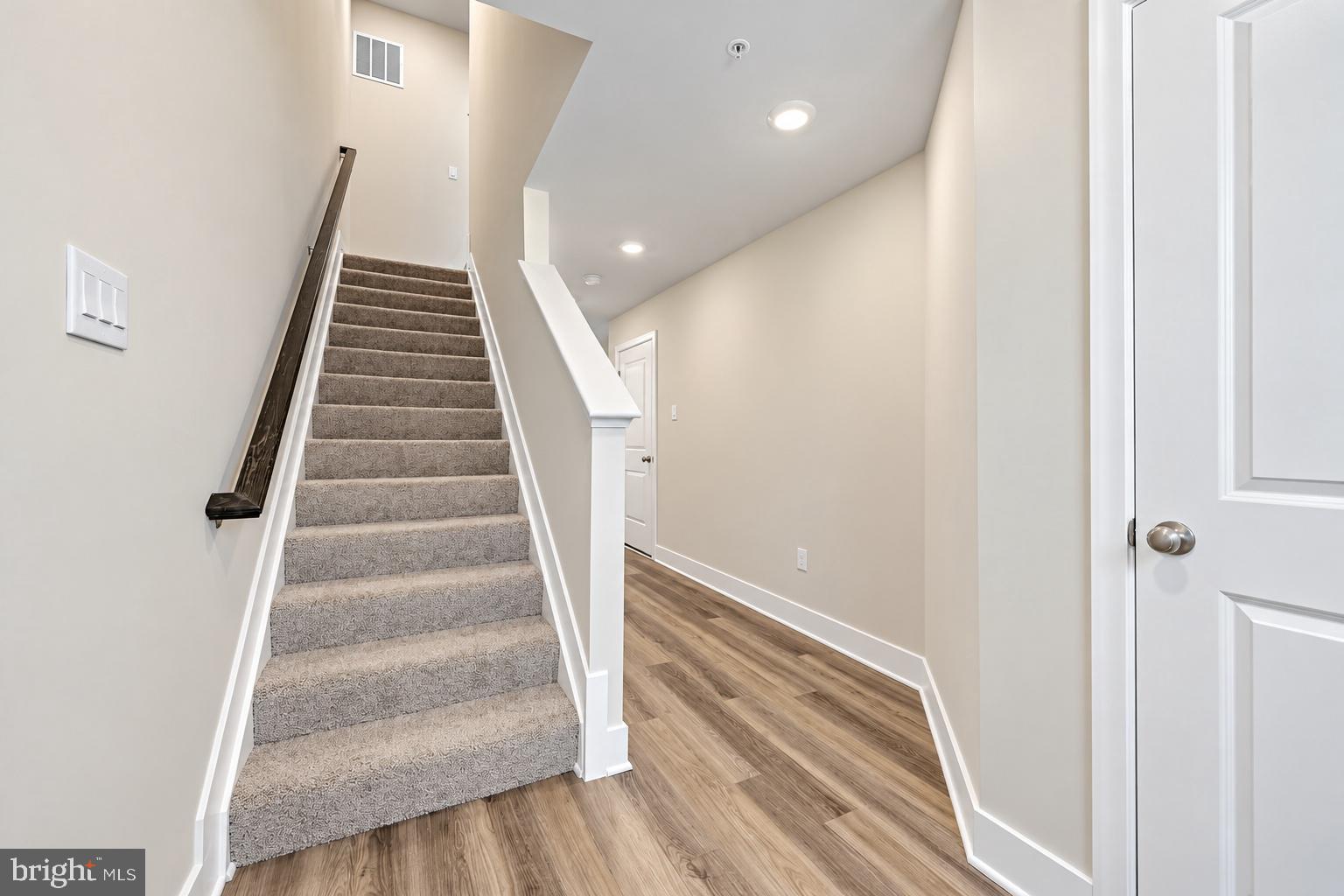 347 HACKLEY DRIVE