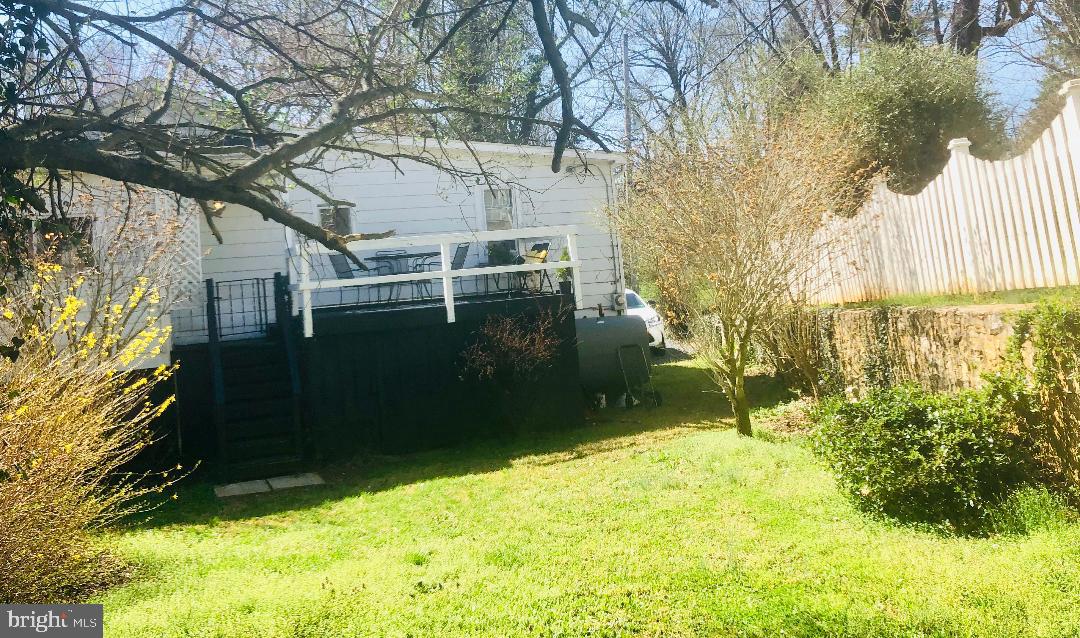 CHARLES TOWN - Residential