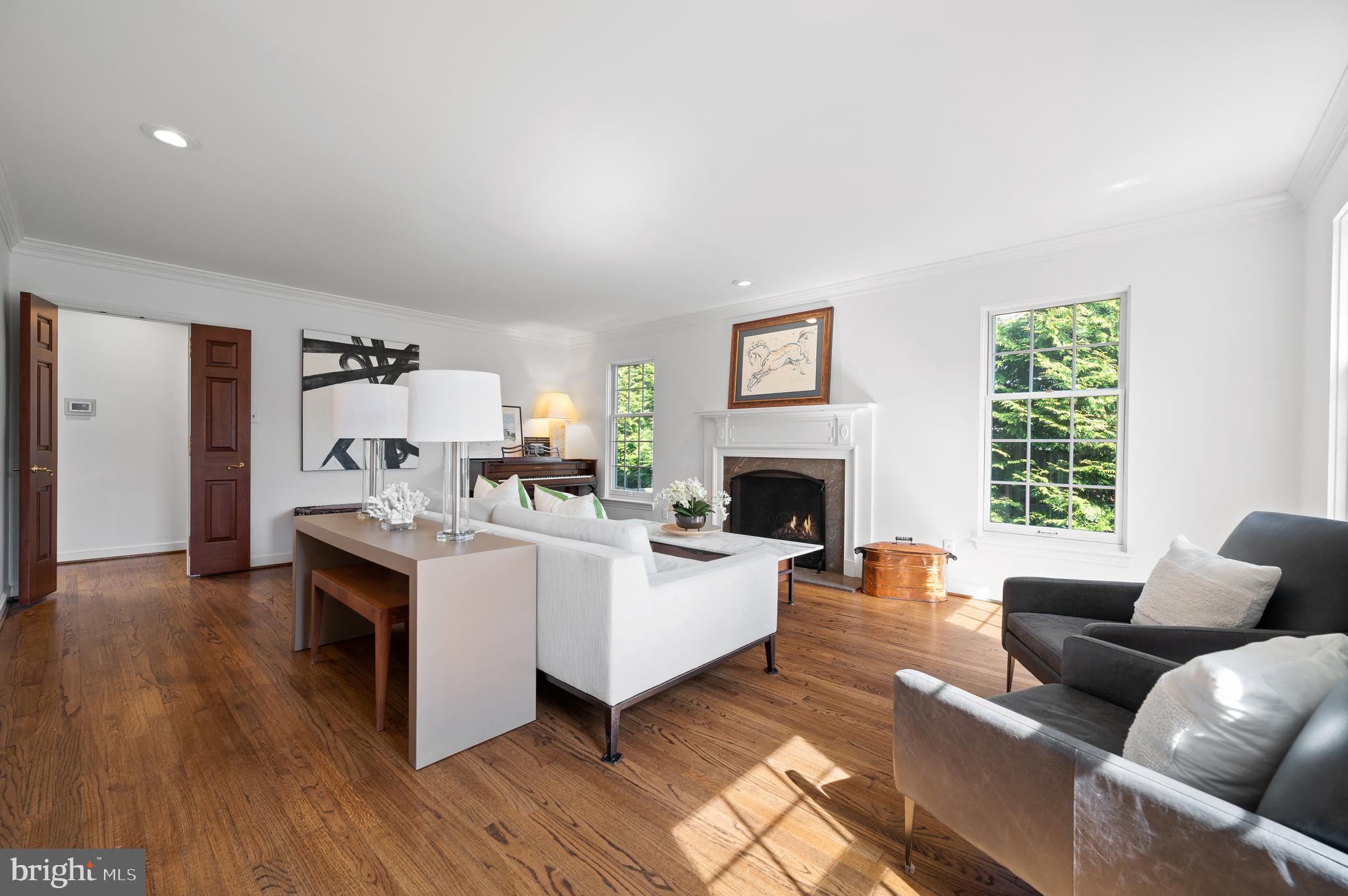 RAVENSCLIFF - Residential