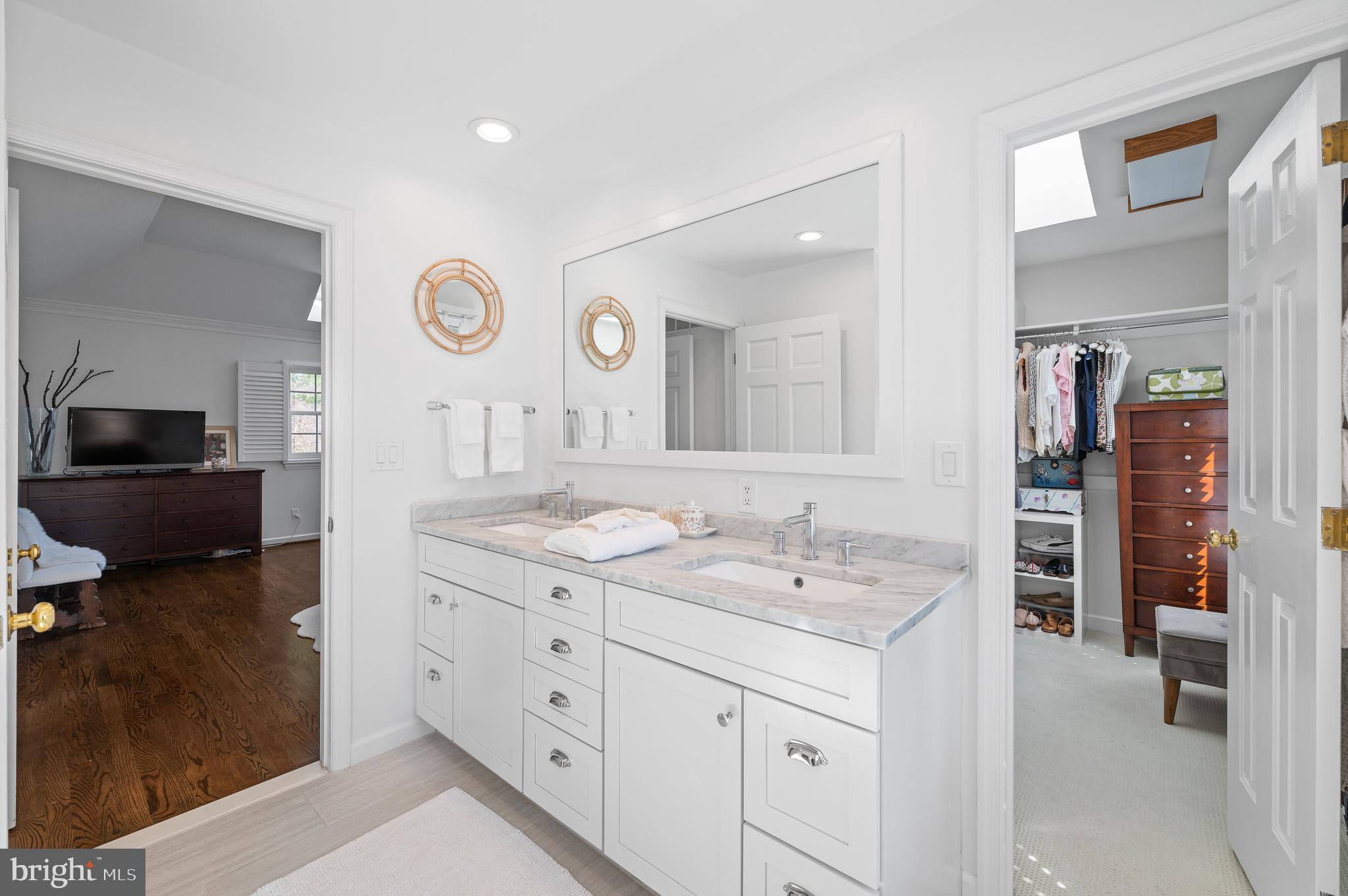 RAVENSCLIFF - Residential