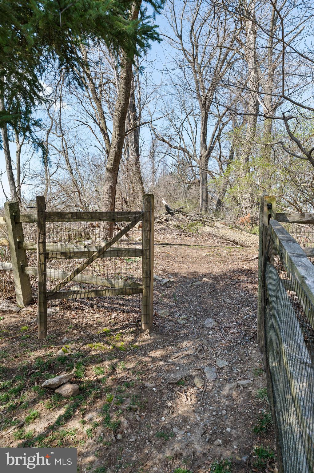 RAVENSCLIFF - Residential