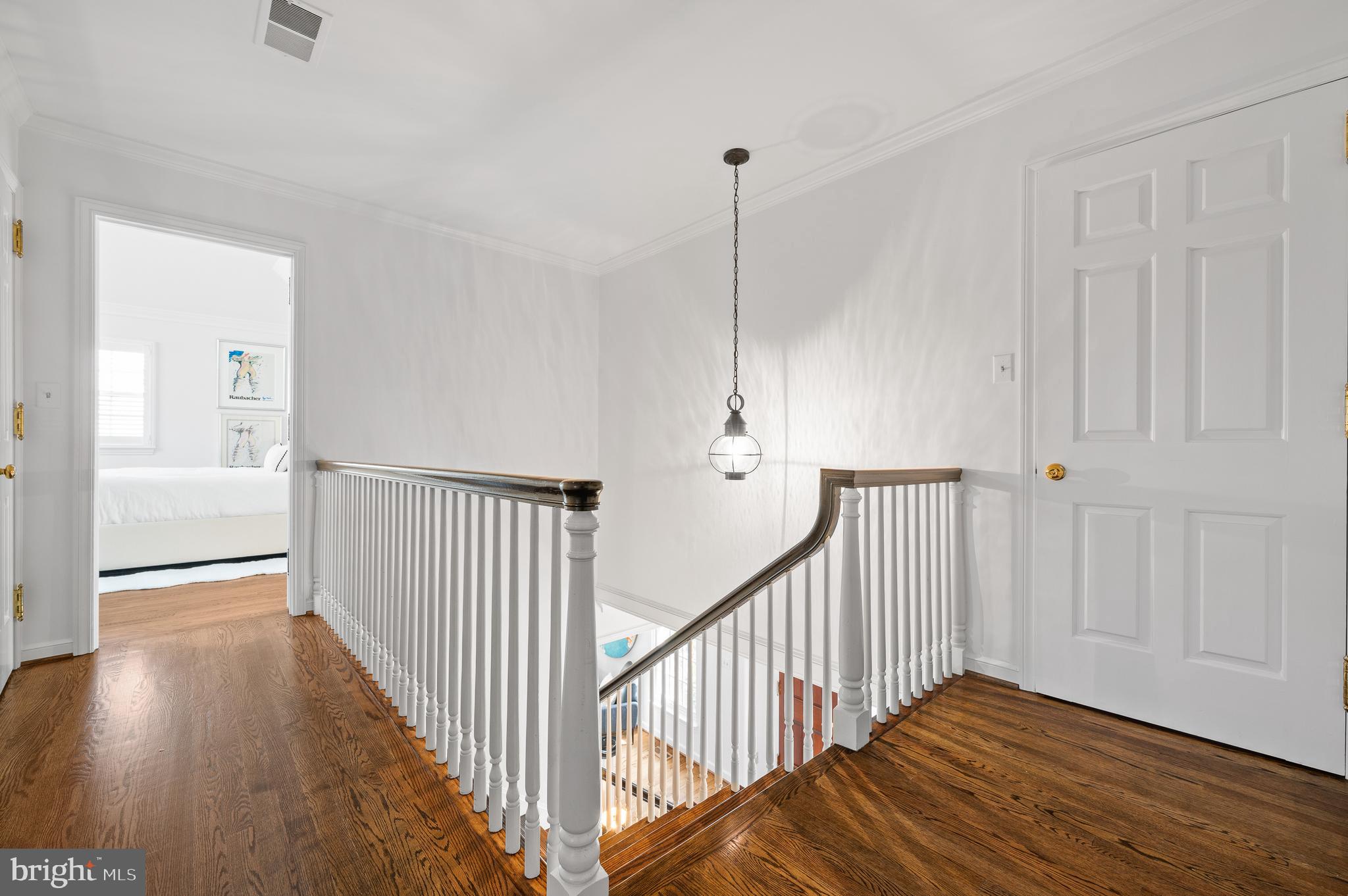 RAVENSCLIFF - Residential