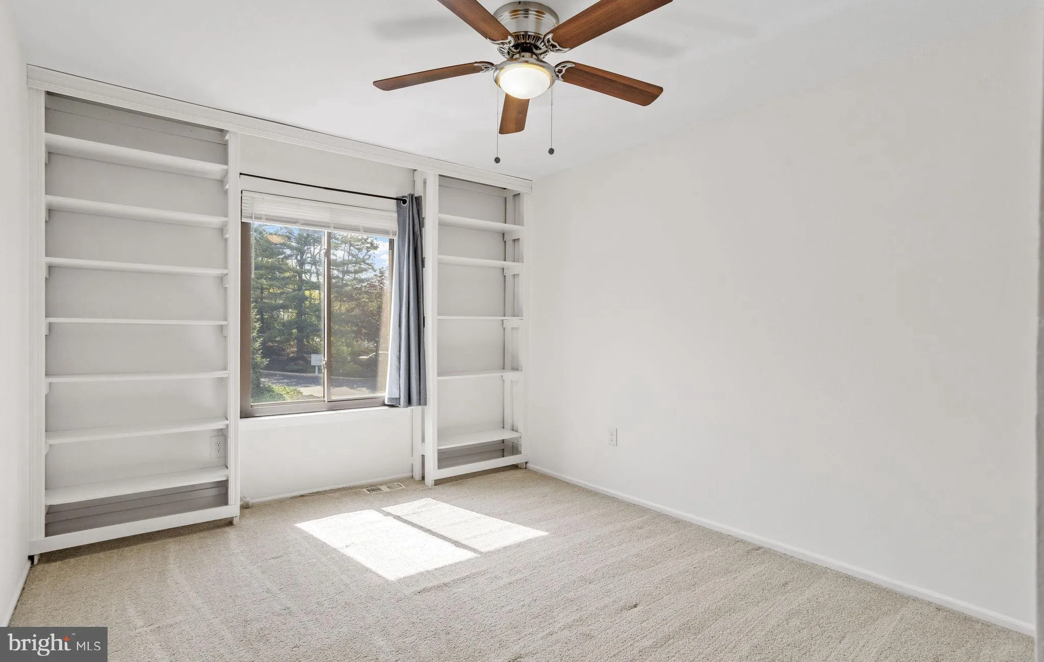 Marlton, New Jersey 08053, United States, 3 Bedrooms Bedrooms, ,3 BathroomsBathrooms,Residential,Pending,121322