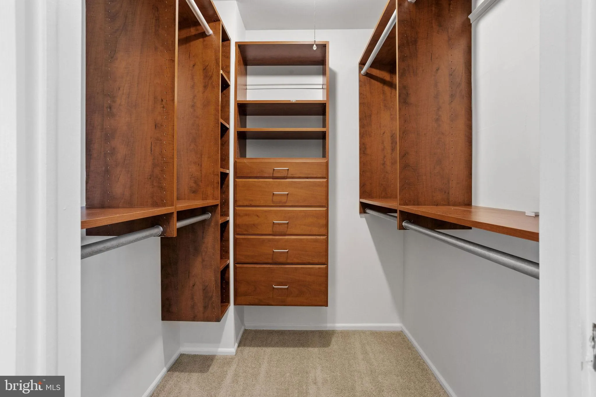 Marlton, New Jersey 08053, United States, 3 Bedrooms Bedrooms, ,3 BathroomsBathrooms,Residential,Pending,121322