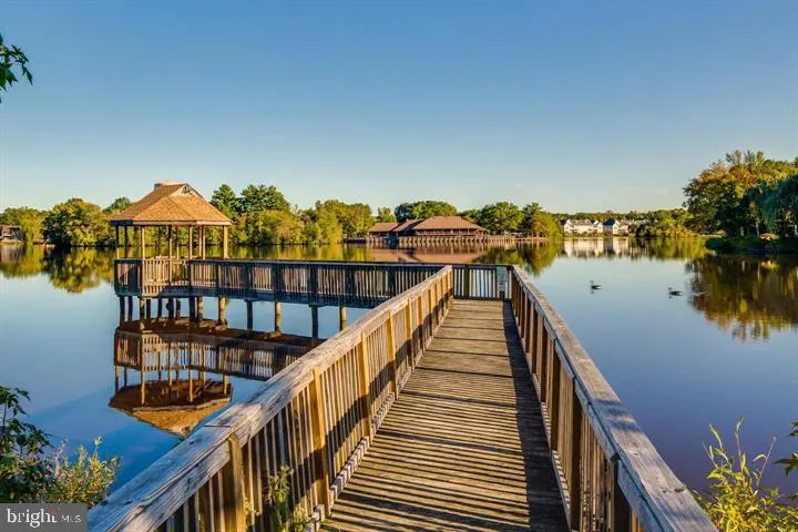 Marlton, New Jersey 08053, United States, 3 Bedrooms Bedrooms, ,3 BathroomsBathrooms,Residential,Pending,121322