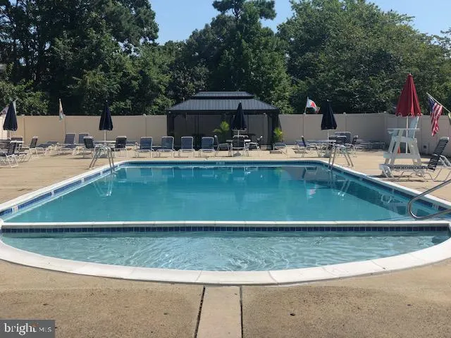 Marlton, New Jersey 08053, United States, 3 Bedrooms Bedrooms, ,3 BathroomsBathrooms,Residential,Pending,121322