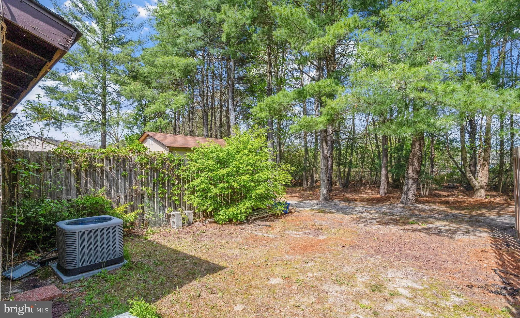 Marlton, New Jersey 08053, United States, 3 Bedrooms Bedrooms, ,3 BathroomsBathrooms,Residential,Pending,121322