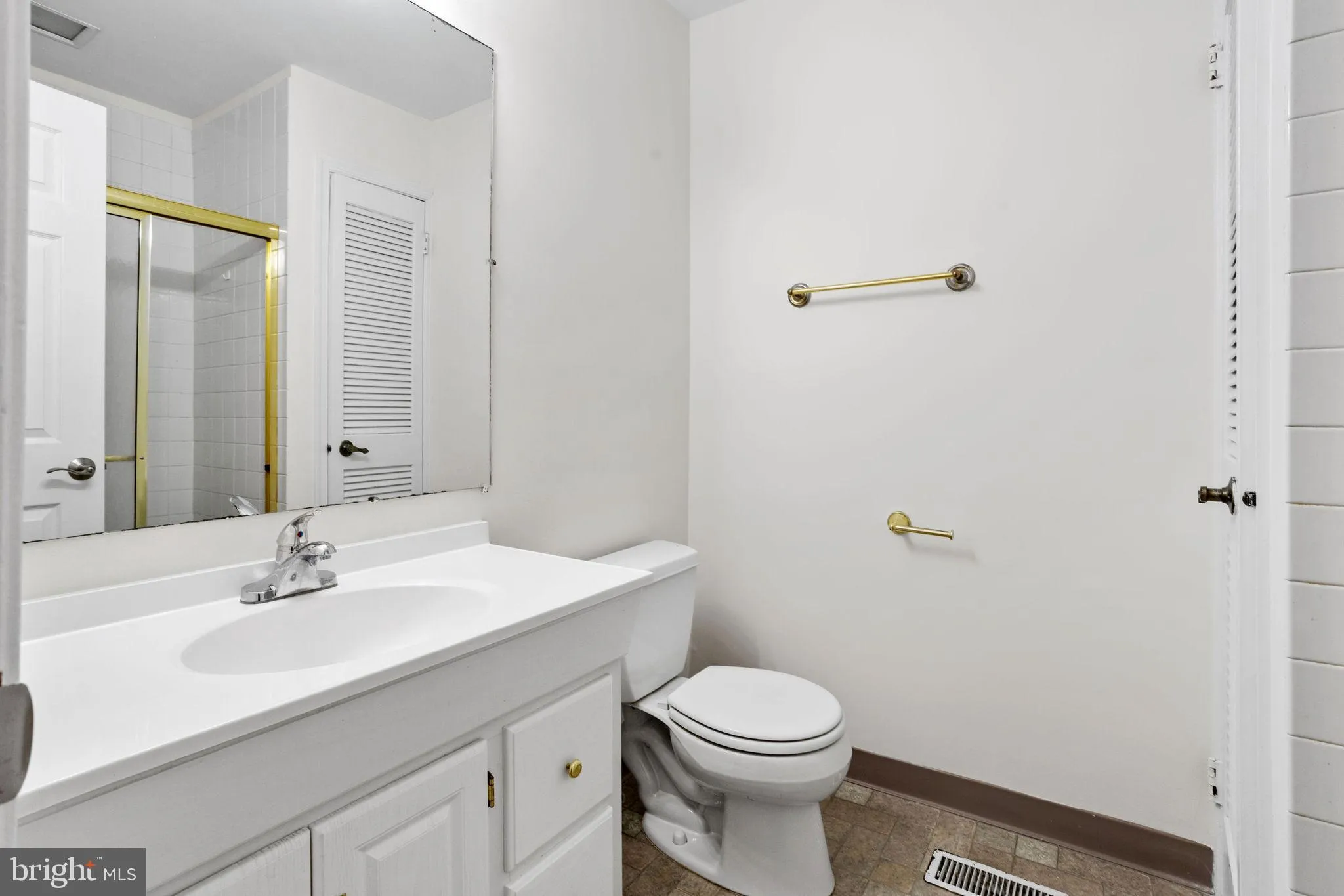 Marlton, New Jersey 08053, United States, 3 Bedrooms Bedrooms, ,3 BathroomsBathrooms,Residential,Pending,121322