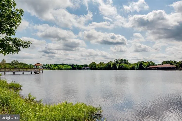 Marlton, New Jersey 08053, United States, 3 Bedrooms Bedrooms, ,3 BathroomsBathrooms,Residential,Pending,121322