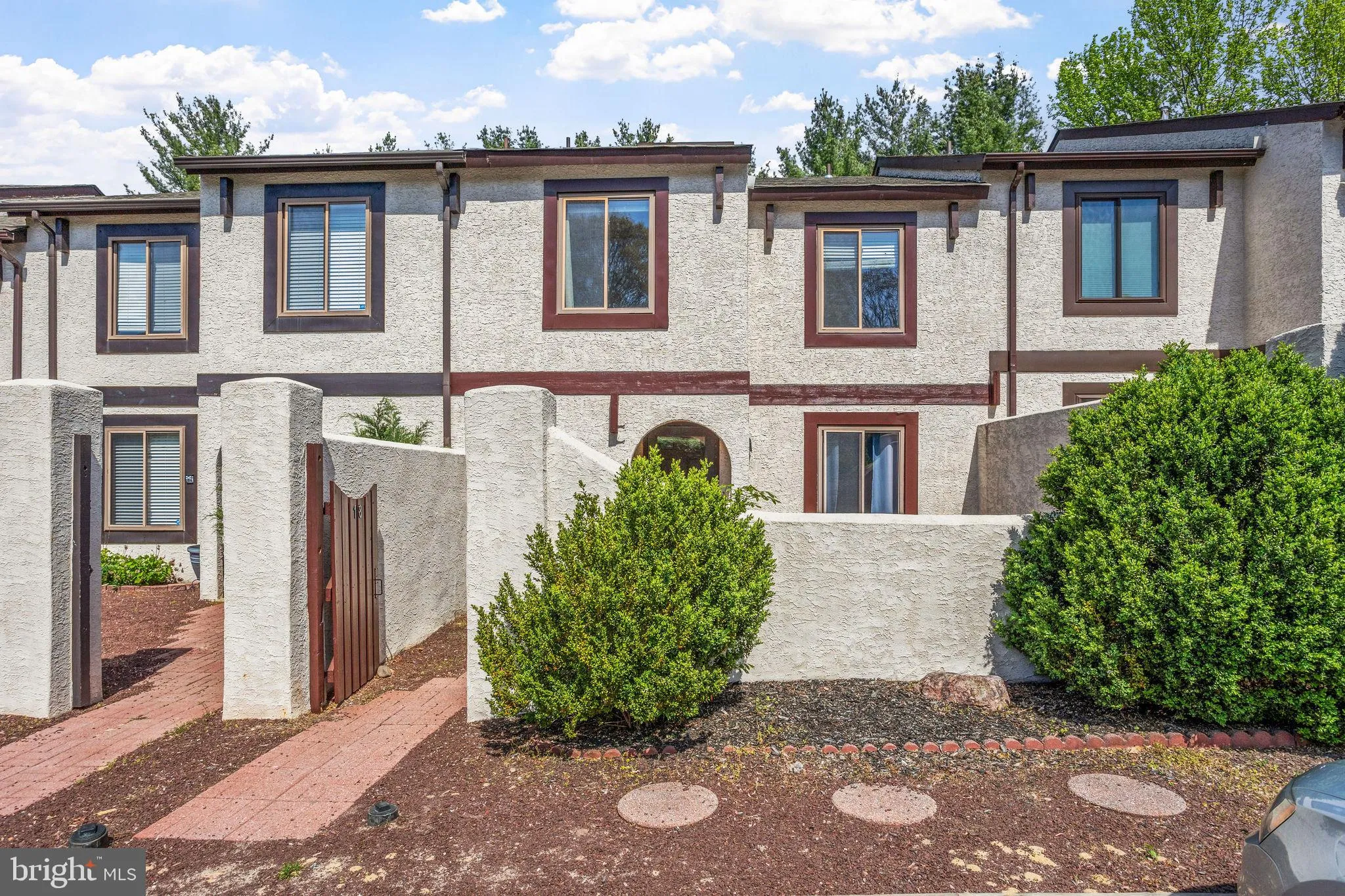 Marlton, New Jersey 08053, United States, 3 Bedrooms Bedrooms, ,3 BathroomsBathrooms,Residential,Pending,121322