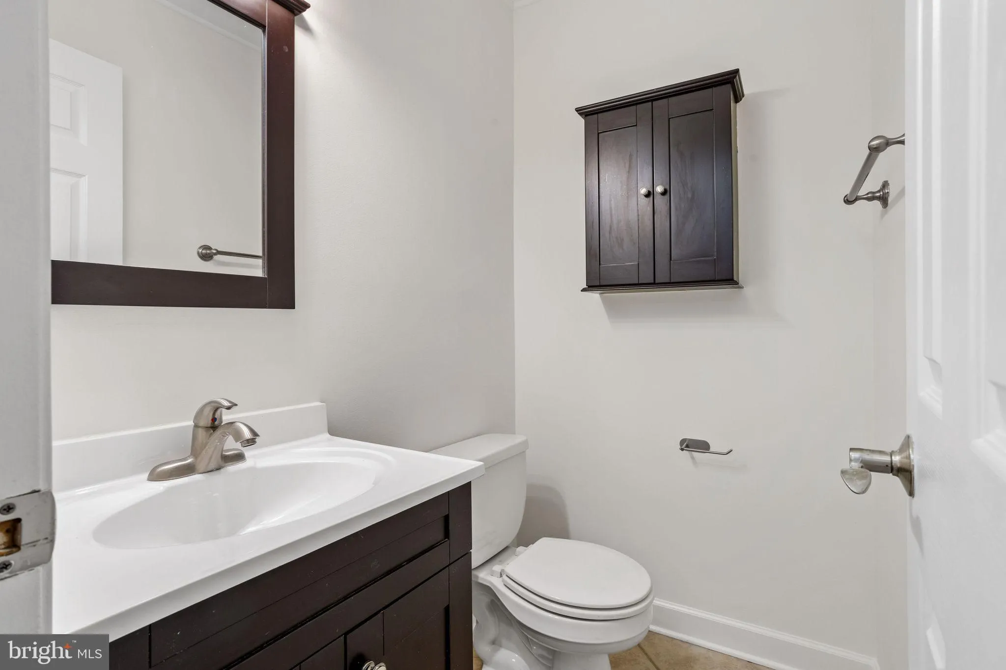 Marlton, New Jersey 08053, United States, 3 Bedrooms Bedrooms, ,3 BathroomsBathrooms,Residential,Pending,121322