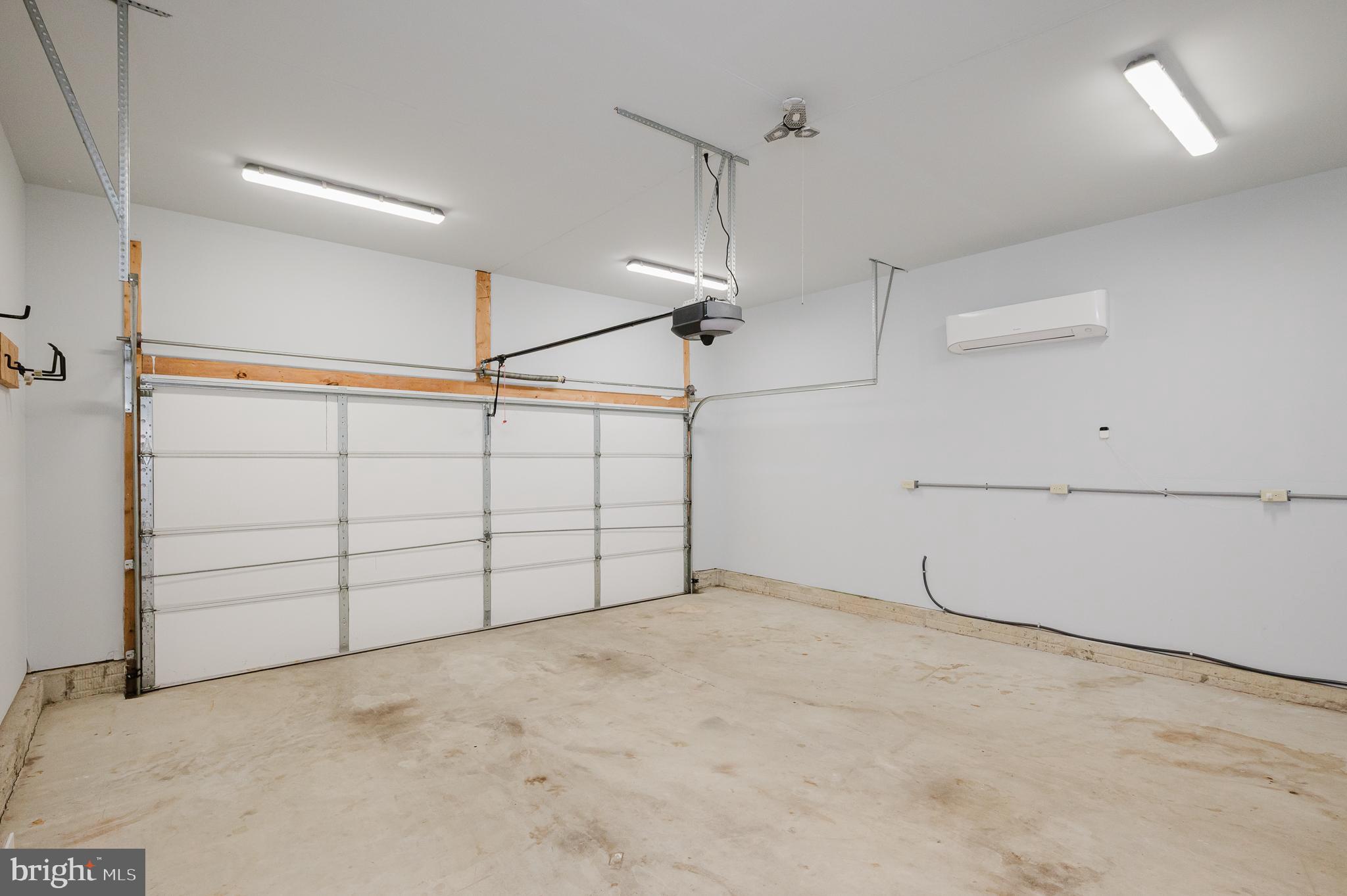 COOL SPRINGS AT CHARLESTOWN - Residential