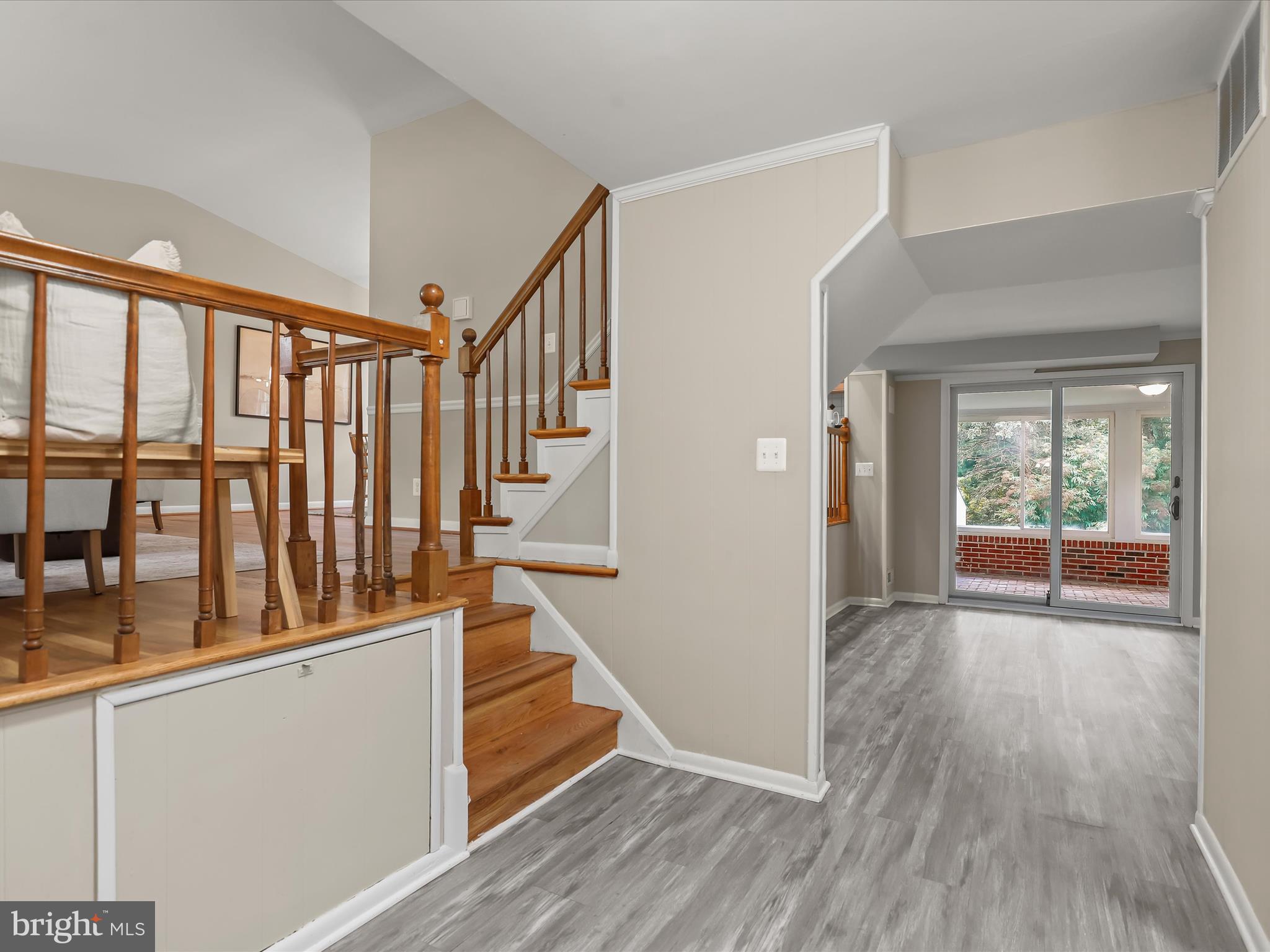 232 BRACKENWOOD COURT