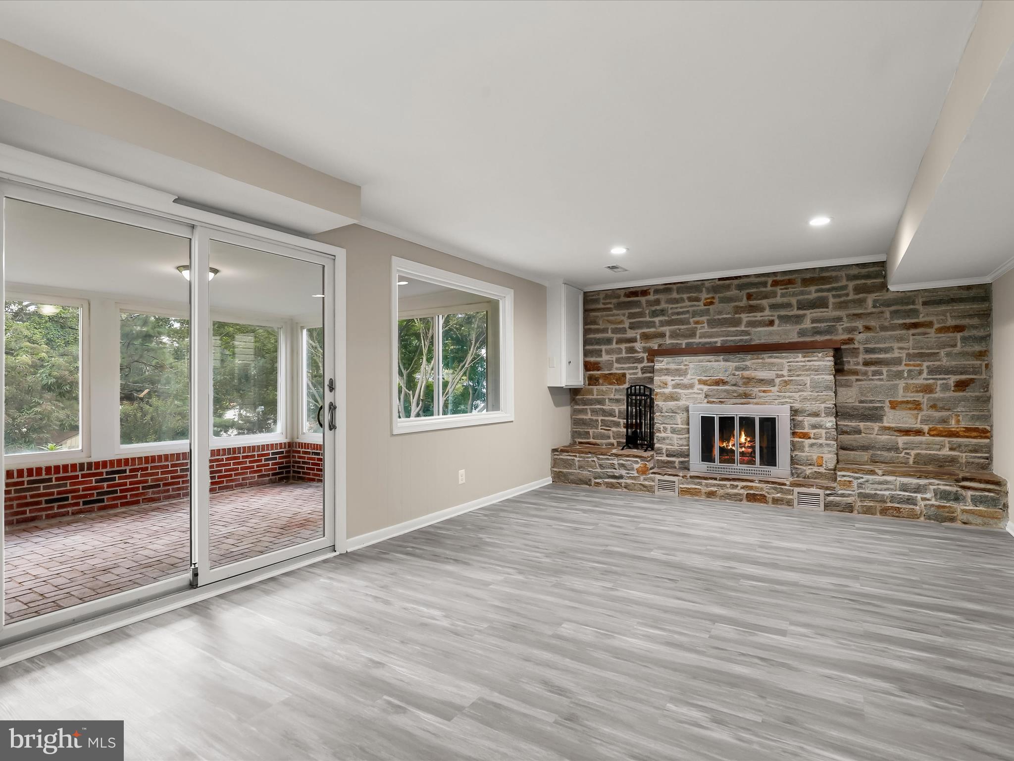 SPRINGLAKE - Residential