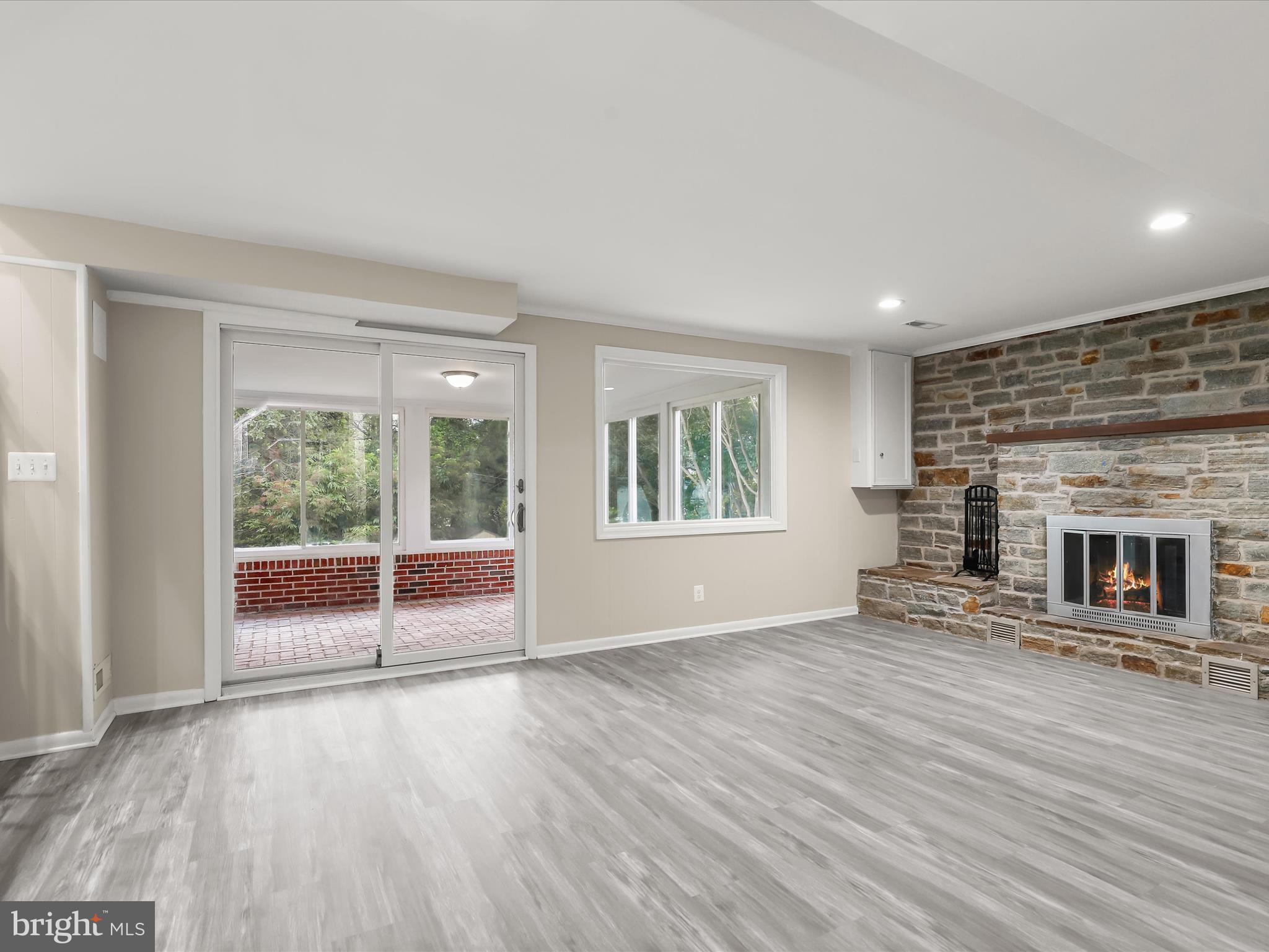 SPRINGLAKE - Residential