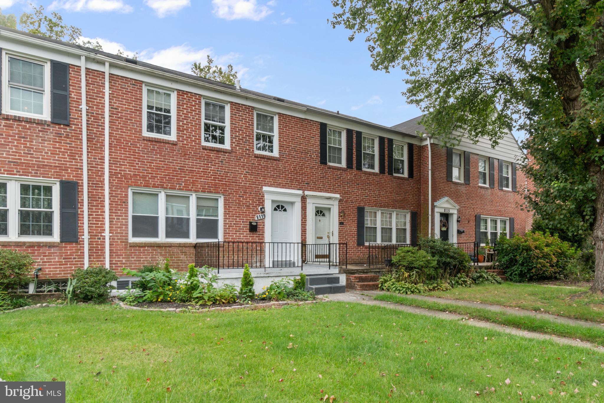 8119 CLYDE BANK ROAD