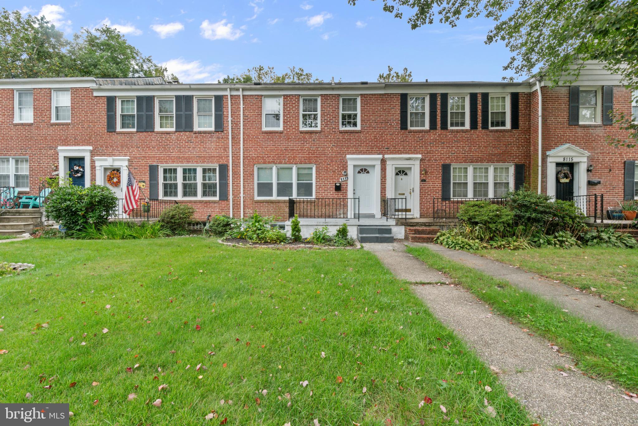 8119 CLYDE BANK ROAD