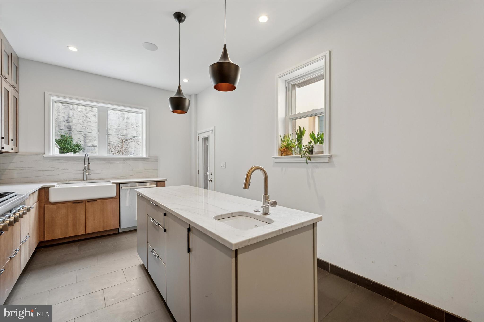 PHILADELPHIA (SOUTH) - Residential