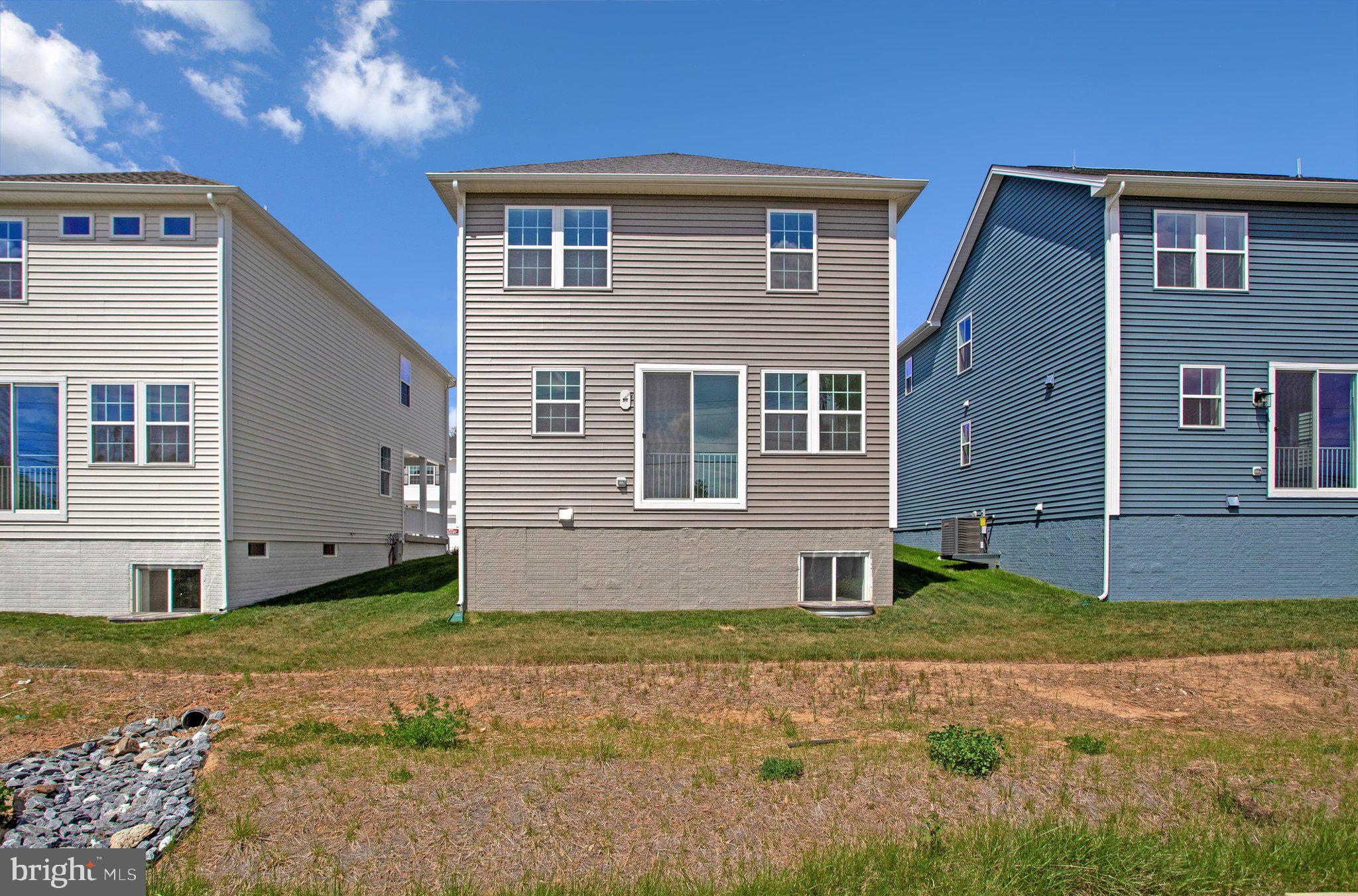 ENCLAVE AT ARUNDEL HILLS - Residential