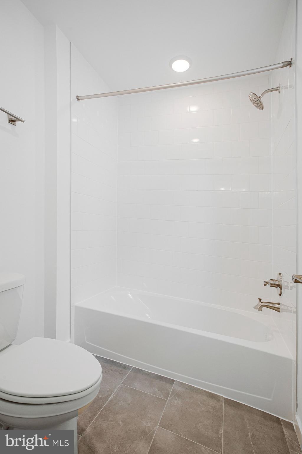 ENCLAVE AT ARUNDEL HILLS - Residential