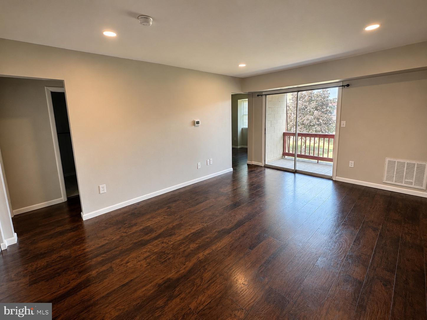 1230 LIBERTE COURT
