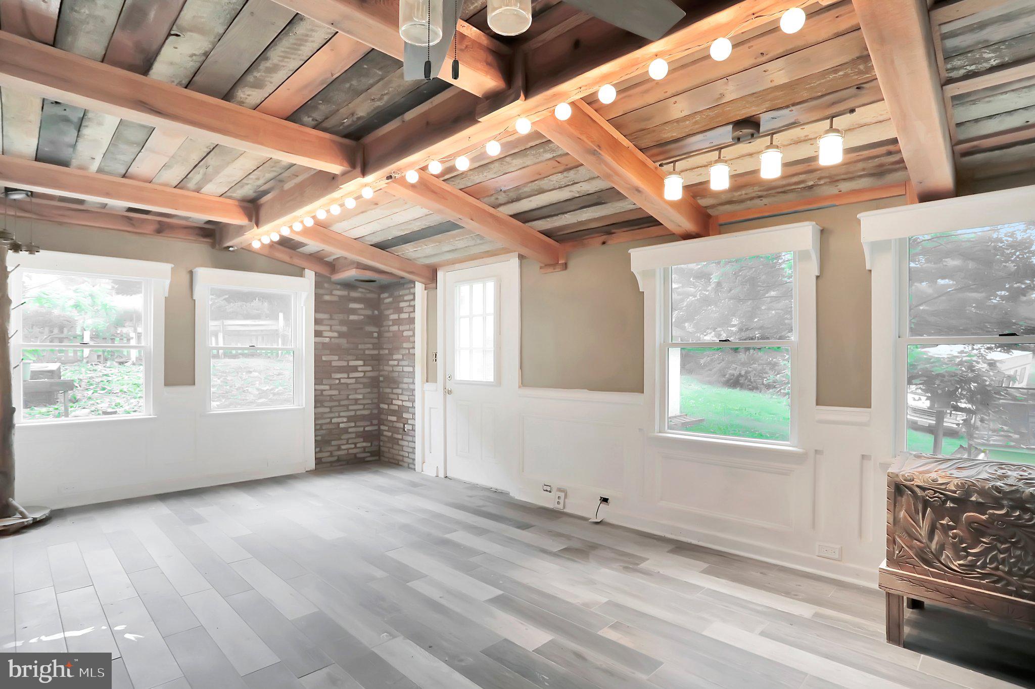 NONE UNRESTRICTED - Residential