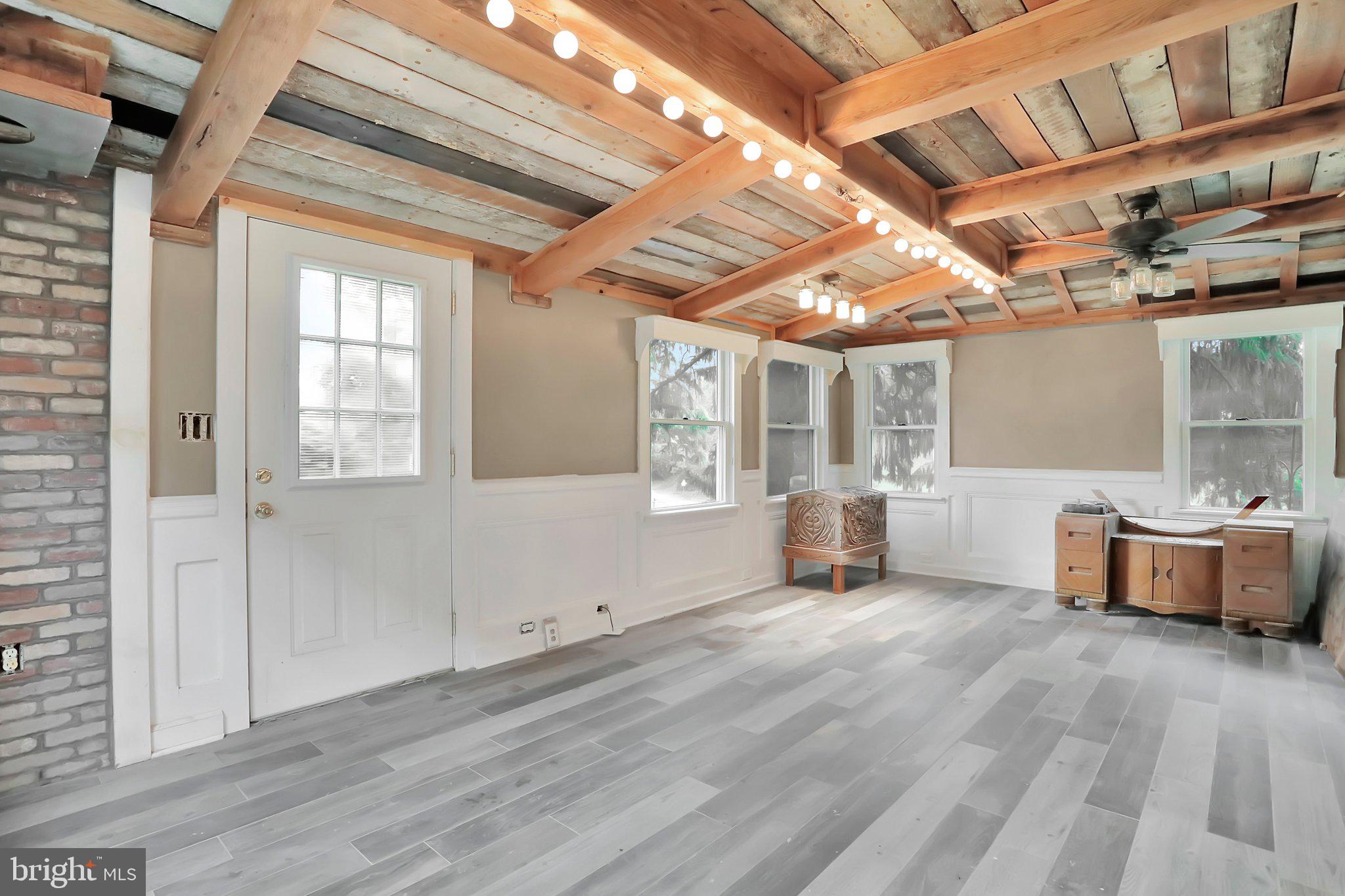 NONE UNRESTRICTED - Residential