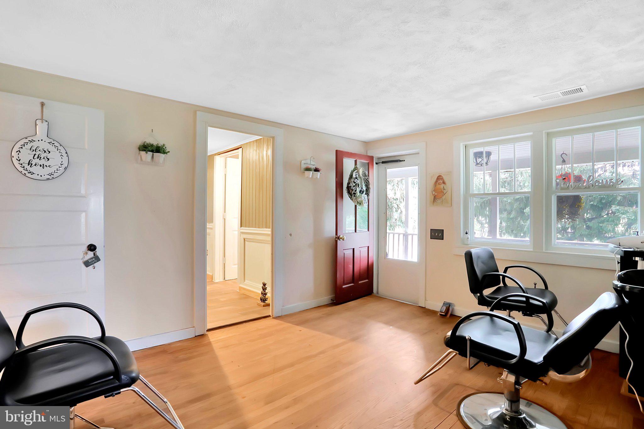 NONE UNRESTRICTED - Residential