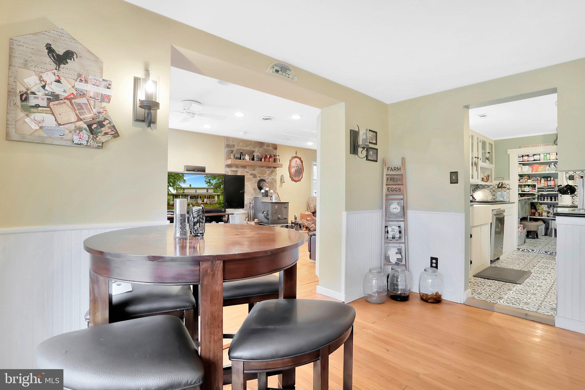 NONE UNRESTRICTED - Residential