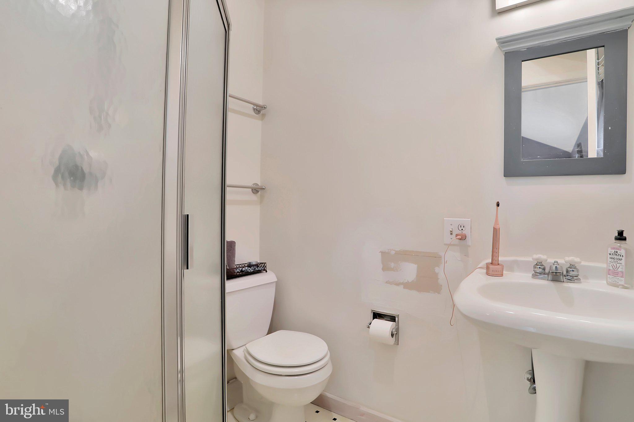 NONE UNRESTRICTED - Residential