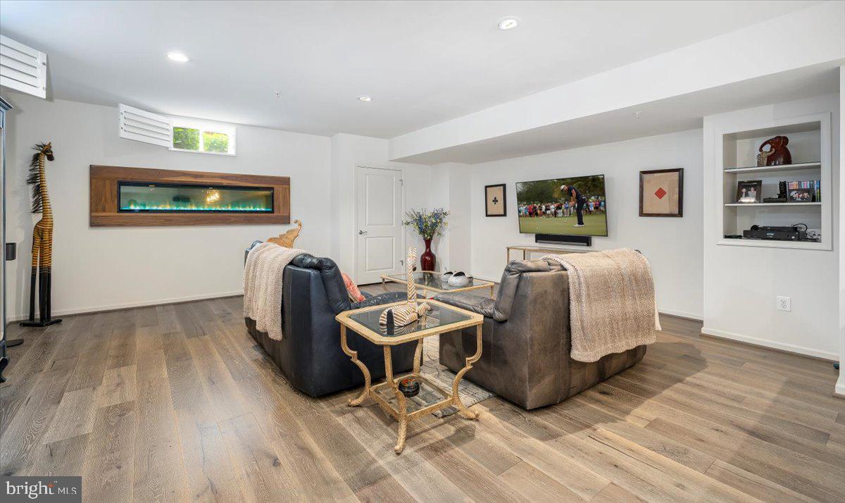 PRESERVE AT ROCK CREEK - Residential