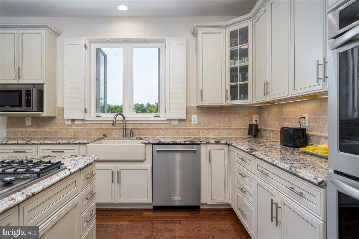 PRESERVE AT ROCK CREEK - Residential