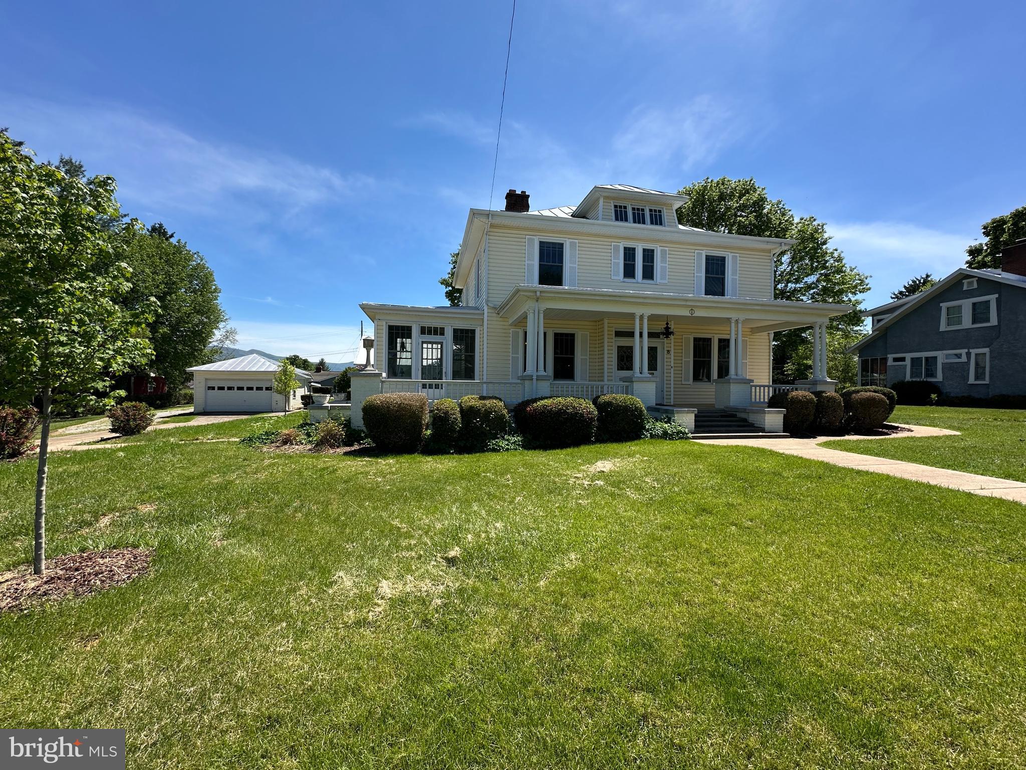 8 BARTLETT AVENUE