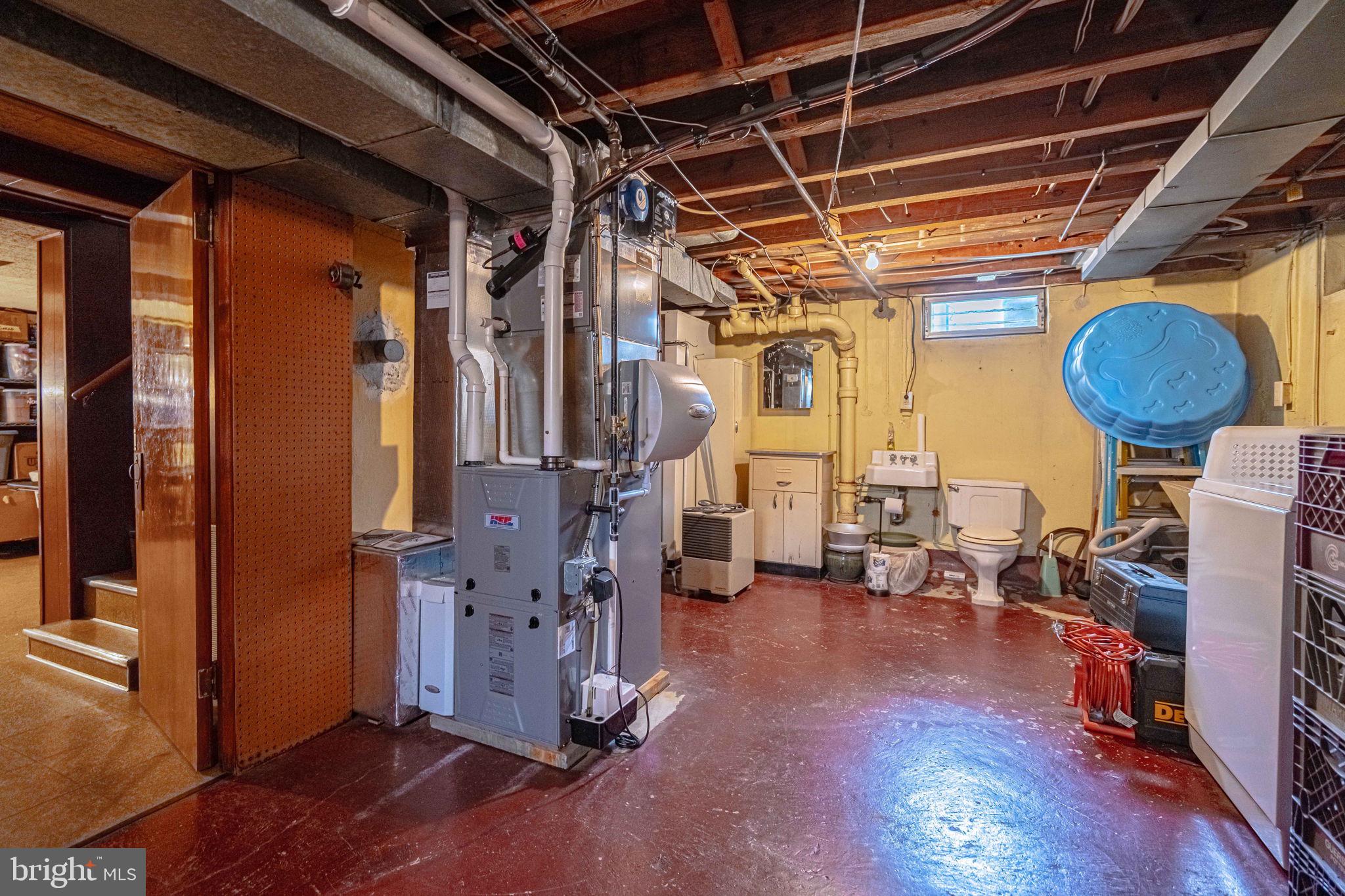 SOUTH TEMPLE HEIGH - Residential