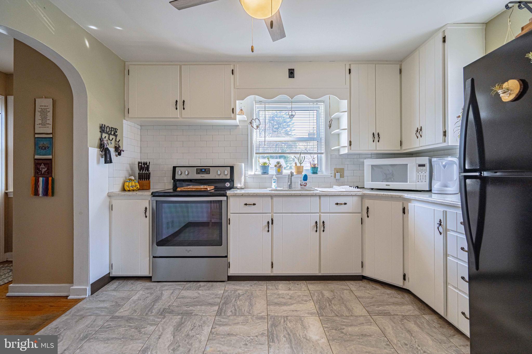 SOUTH TEMPLE HEIGH - Residential