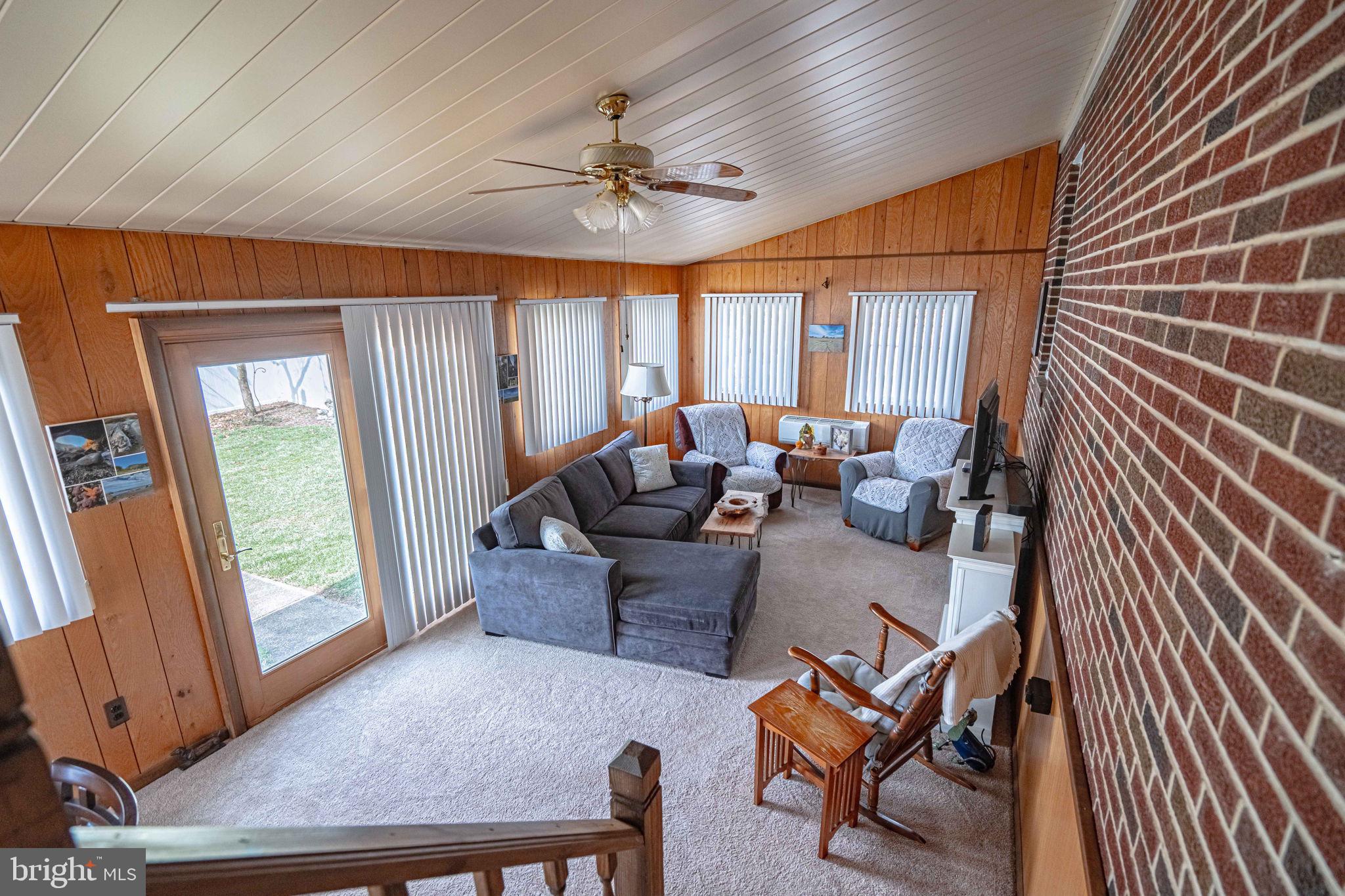 SOUTH TEMPLE HEIGH - Residential