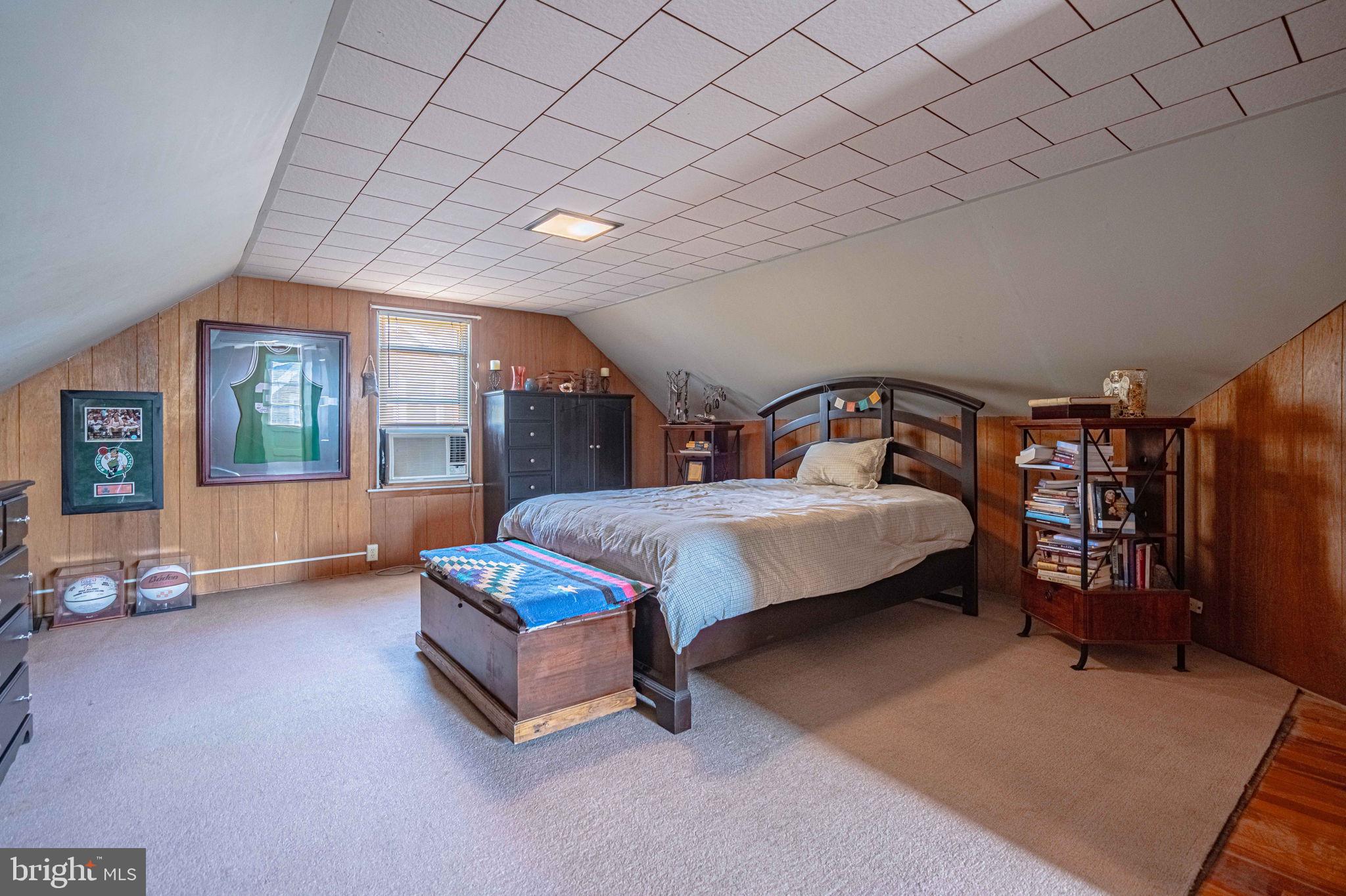 SOUTH TEMPLE HEIGH - Residential