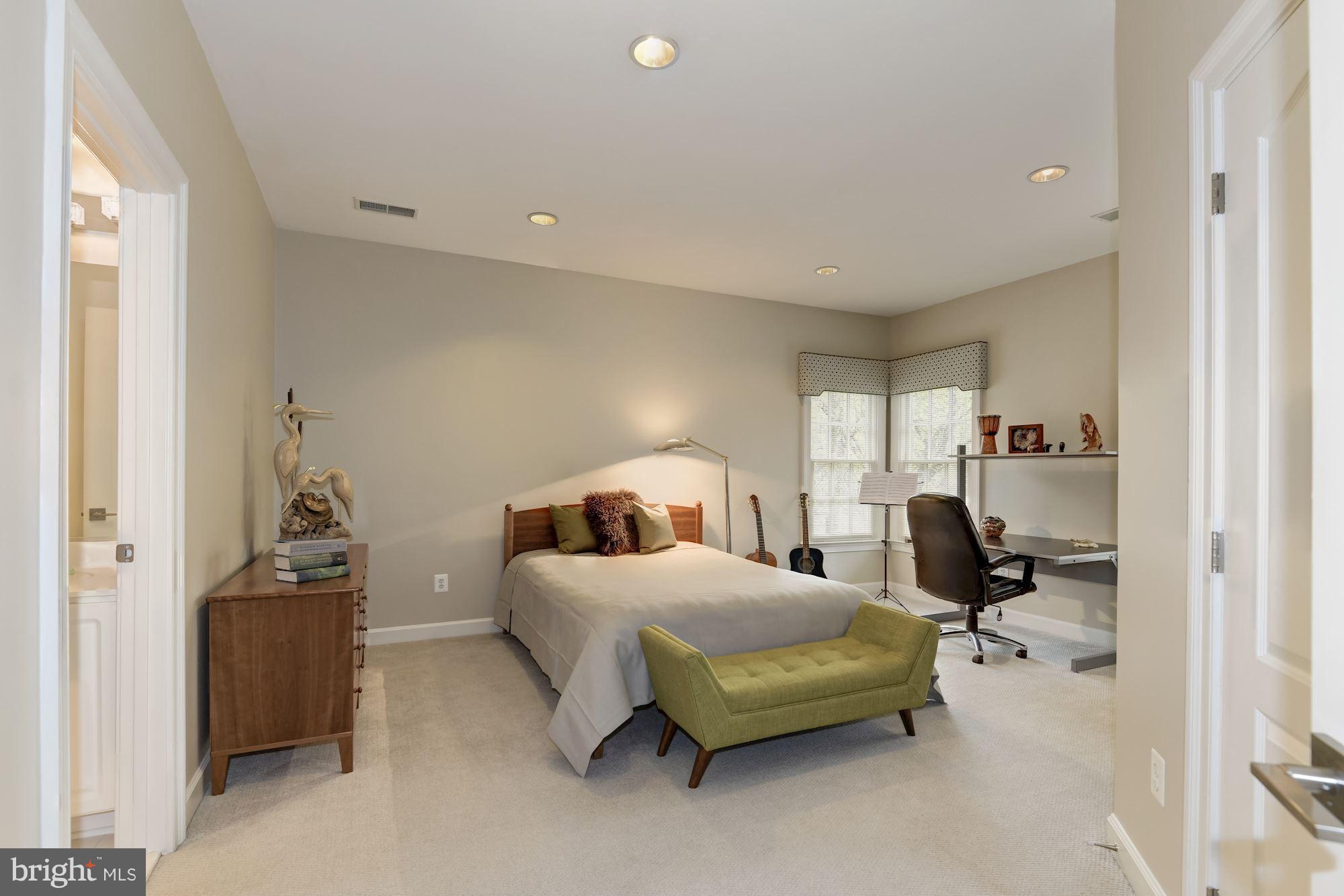 ASH GROVE - Residential