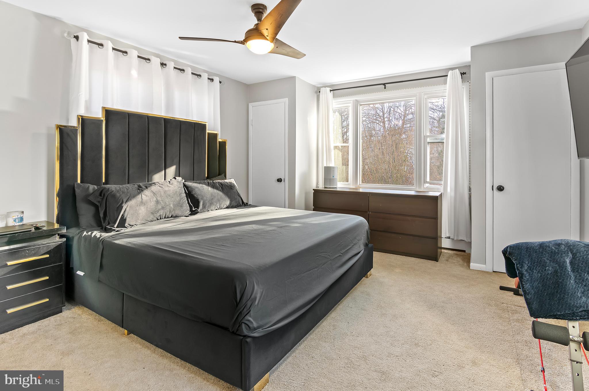 PARKVILLE - Residential