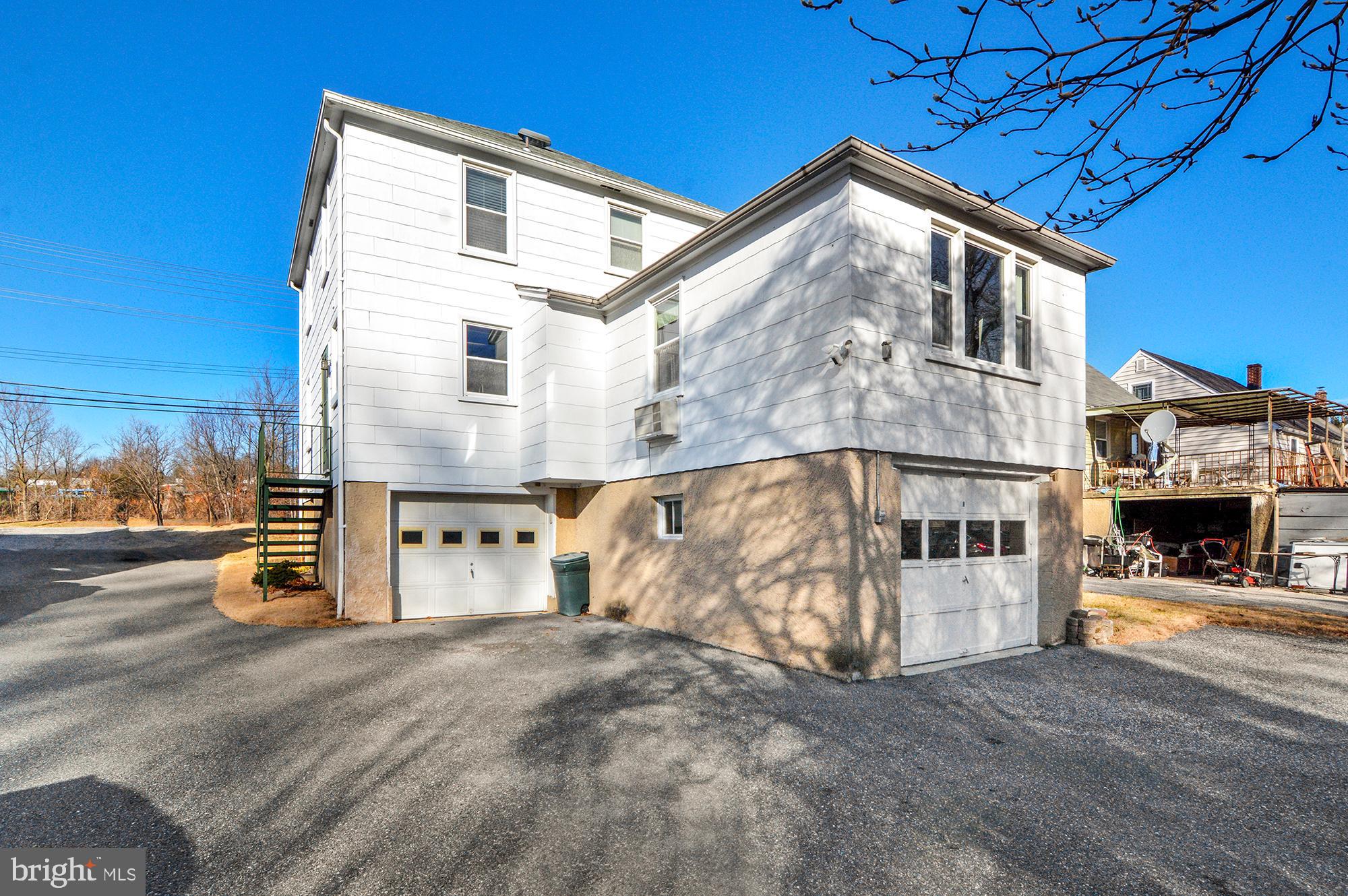 PARKVILLE - Residential