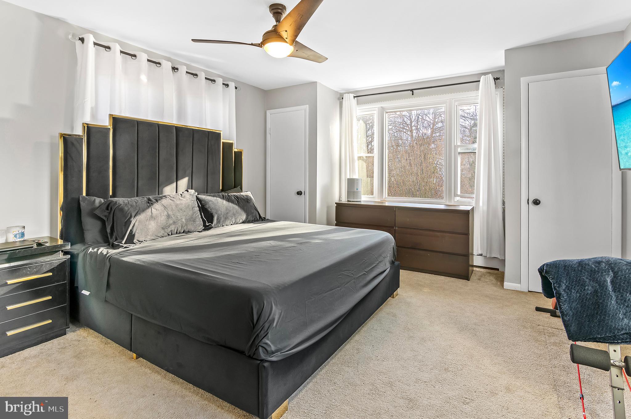 PARKVILLE - Residential