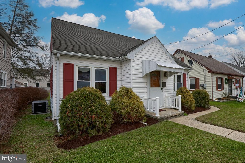 Photo of 19 S Fulton Street, Manheim, PA 17545 (MLS # PALA2044392)