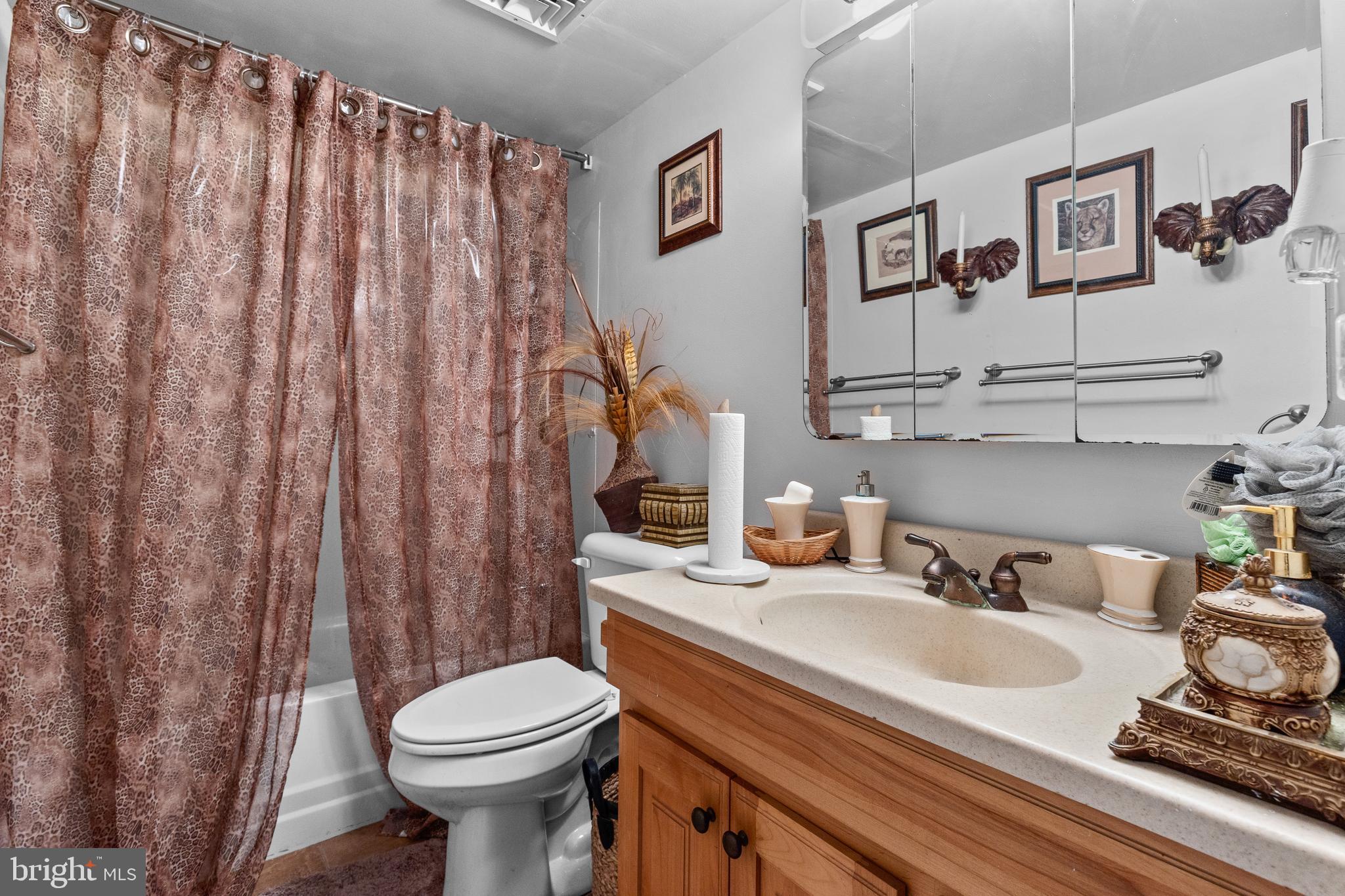 ROLLING RIDGE - Residential