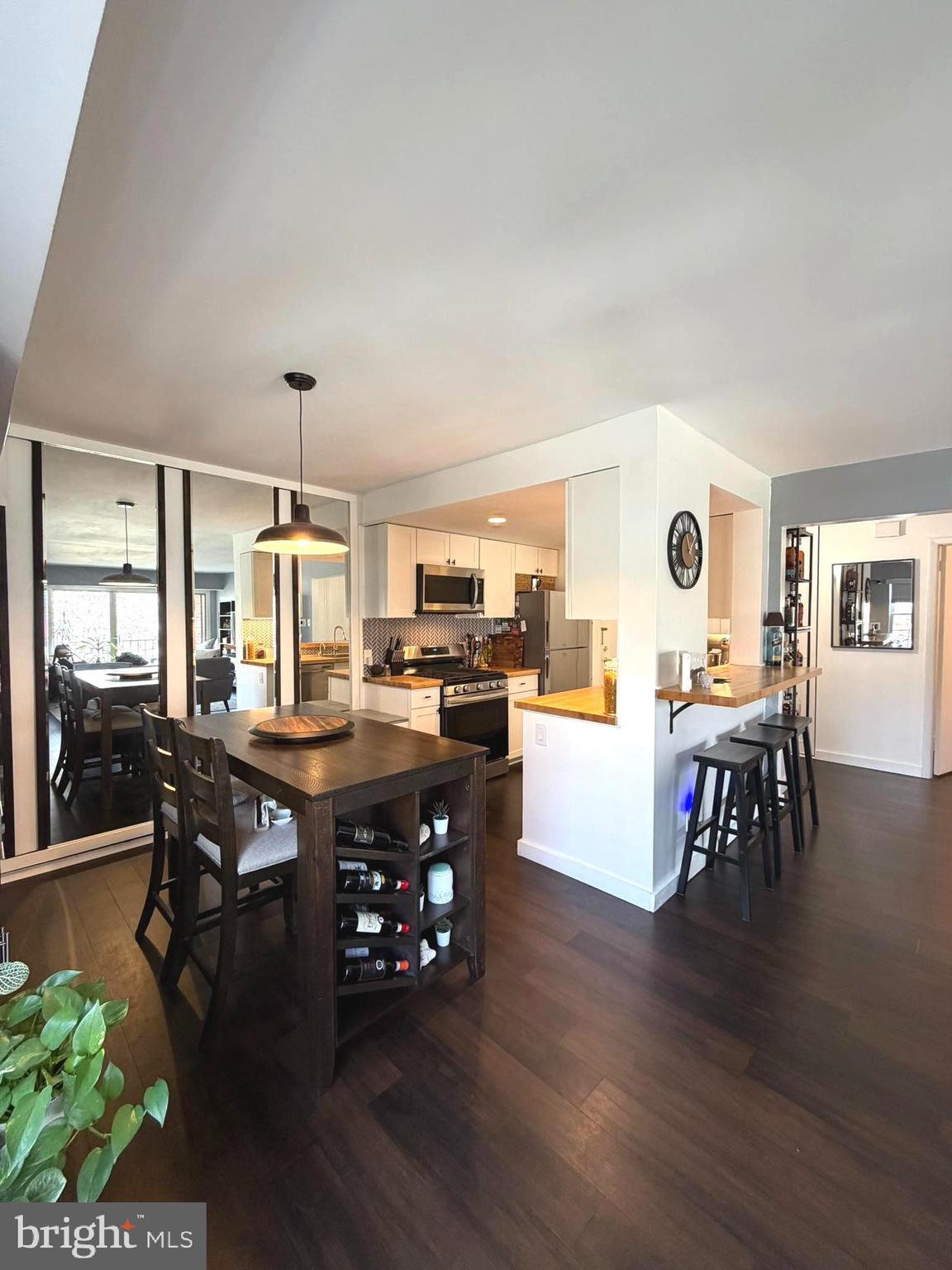 GLENHARDIE CONDOS - Residential