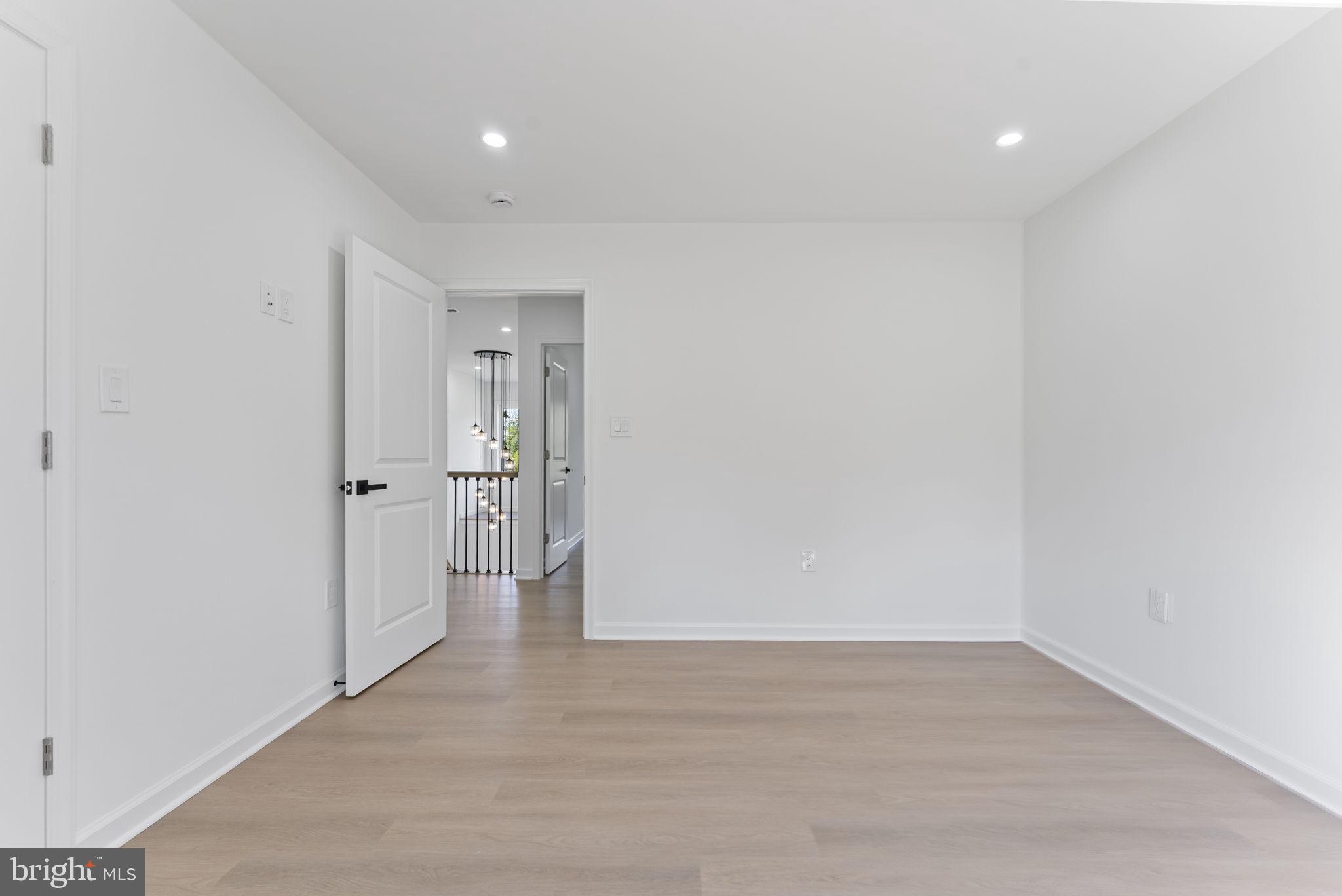 YORKSHIRE ACRES - Residential